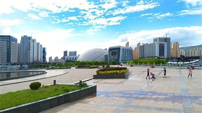 海湖新区 集五大服务为一体，创新管理铸就西宁旅游新地标